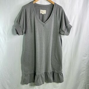 Envy’s Tree The Mikela grey knit shirt sleeve dress with ruffle and pockets